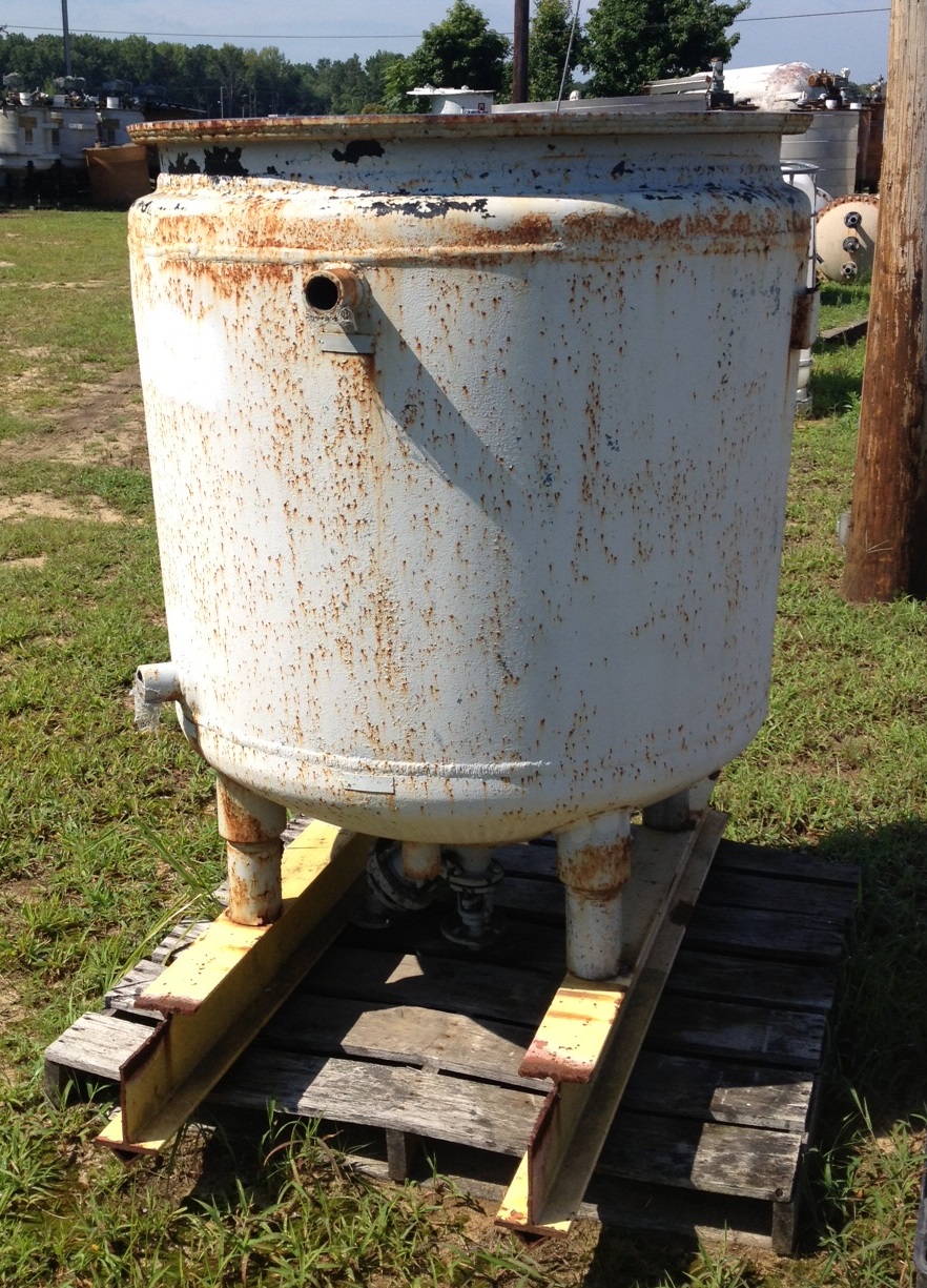 ***SOLD*** 200 Gallon Glass Lined, Jacketed vessel/reactor body. No Lid. No Nameplate. Has bottom valve.